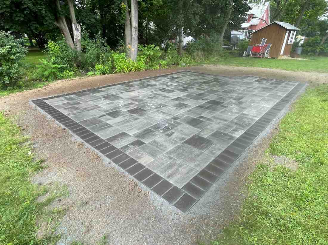 bradfield masonry flagstone path